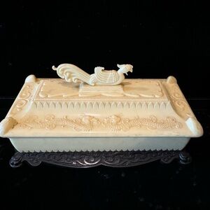 Vintage Mid-Century Celluloid/Plastic Dragon Dresser Box